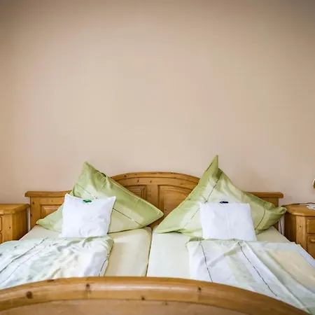 Landhaus Weiss Guest house 3*