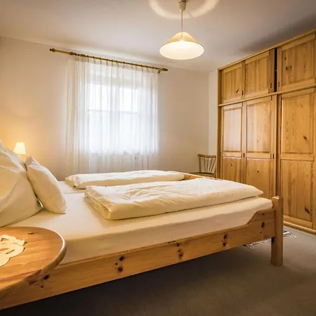 Landhaus Weiss Guest house 3*